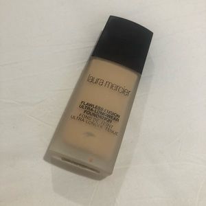 Laura Mercier Flawless Fusion Foundation- 2W1
